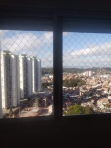 Tela de proteção no campo belo